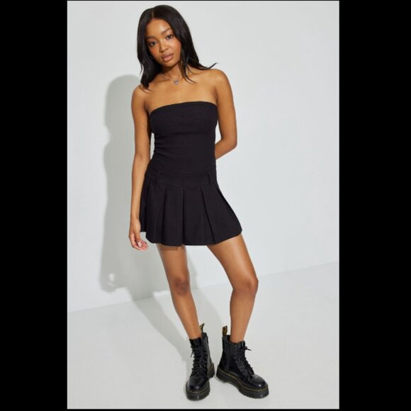 Little Black Pleated Summer Dress. Drop Waist Mini Dress. SMALL. NWT - Picture 3 of 4